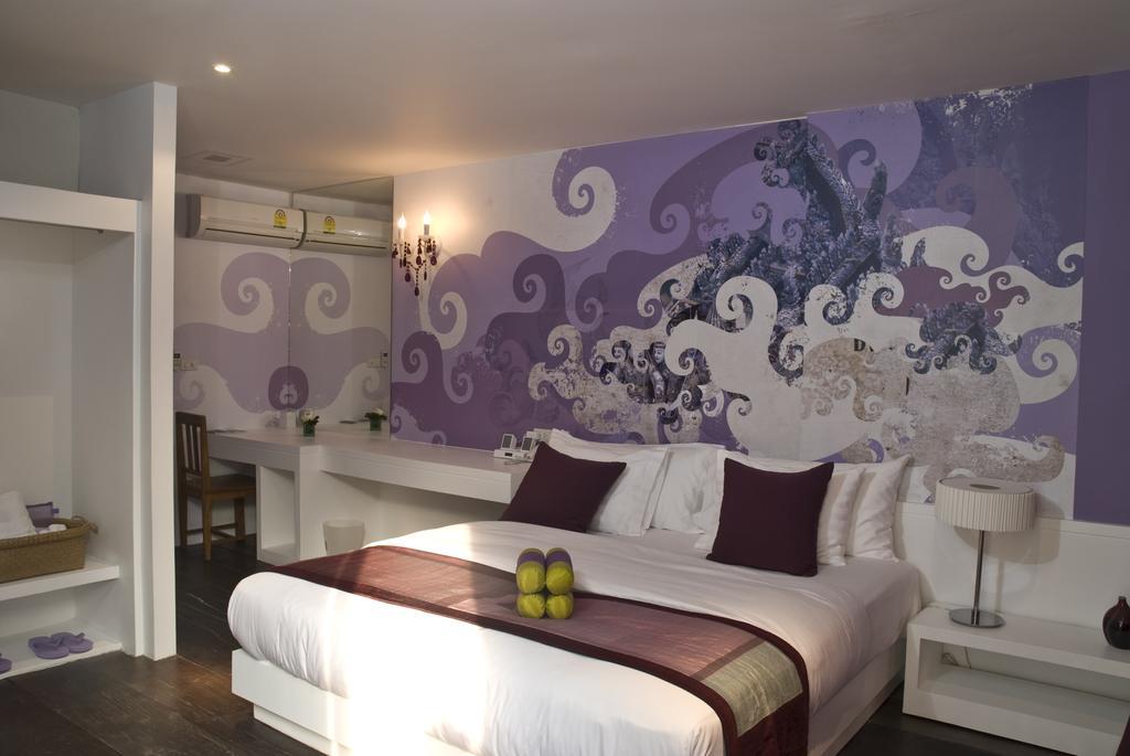 Seven Hotel Bangkok Bagian luar foto